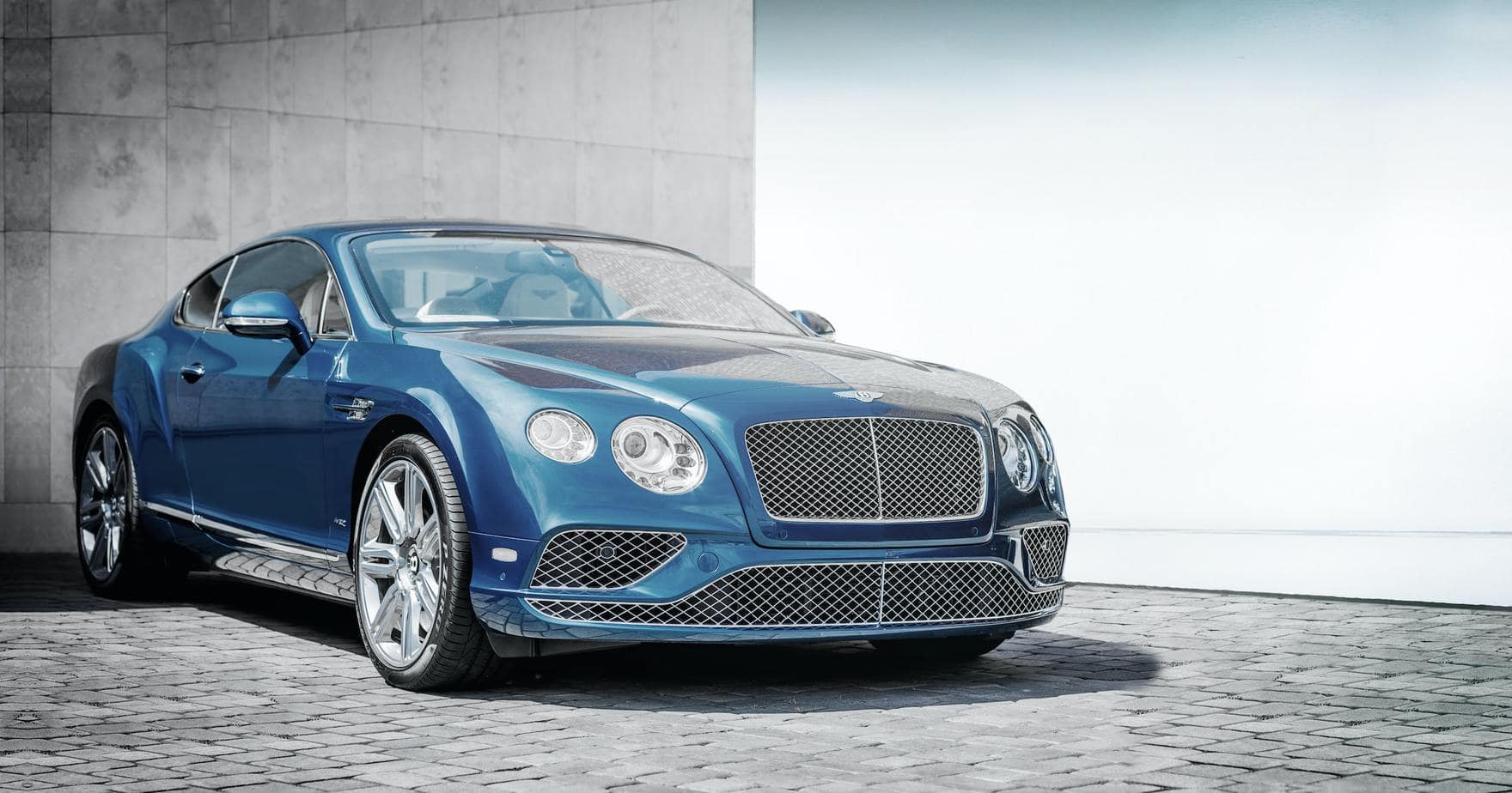 Znanej aktorce skradziono Bentleya wartego 750 tysięcy złotych!